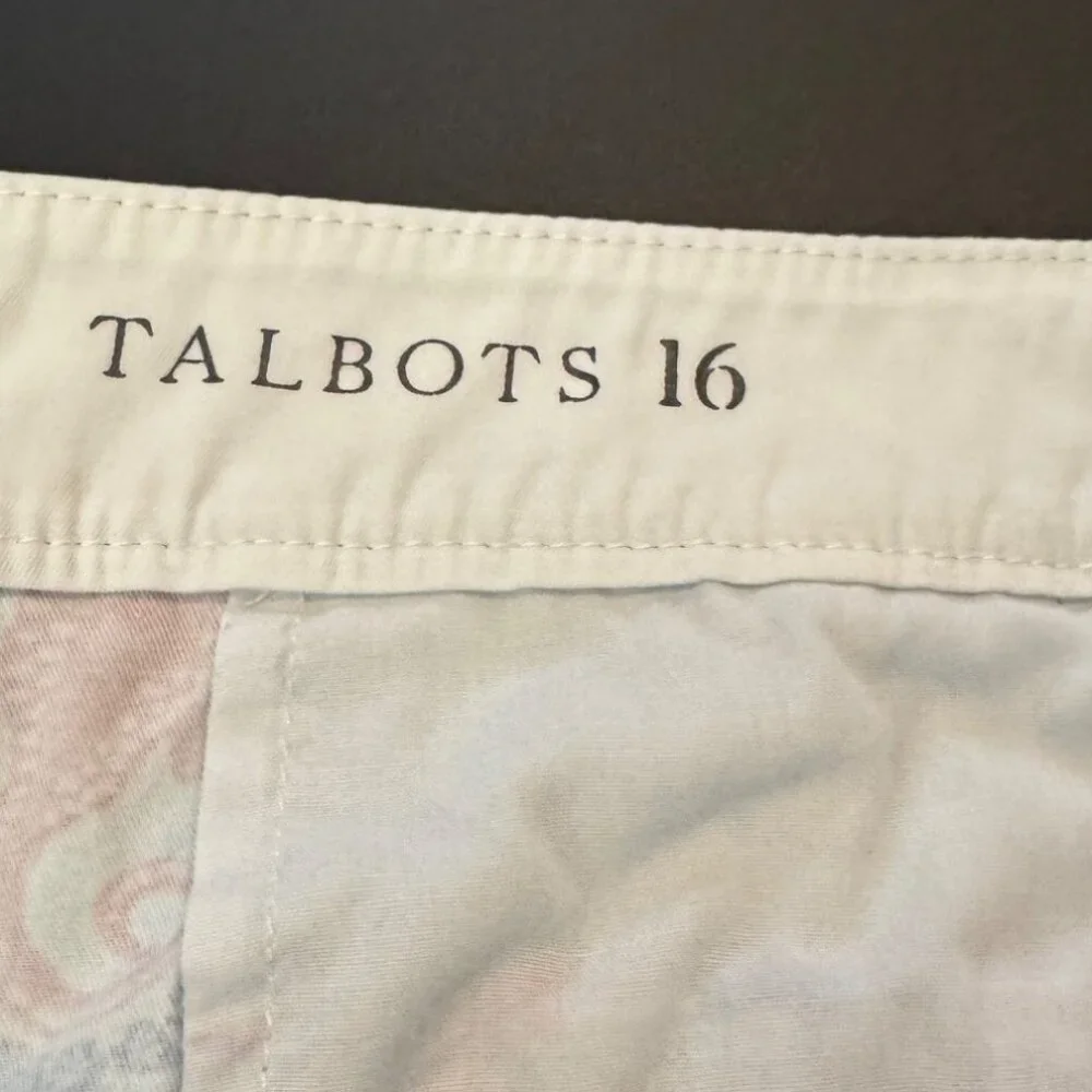 Talbots Weekend Shorts Coastal Shell Paisley Print Chino Flat Front Women Size16